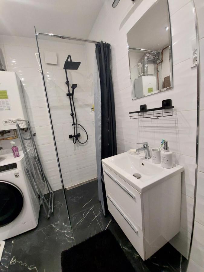 Apartament Centrum 2 Валбжих Екстериор снимка